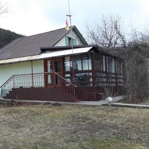Продается 2-х этажный дом в Крыму,  в 15 км от моря