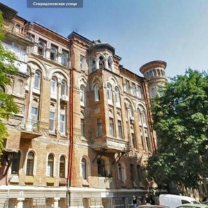 Квартира 200 кв. м в центре Одессы. Дом с историей.