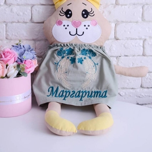 Корпоративні подарунки з вишивкою від Fairytale