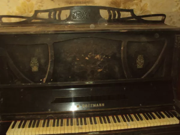 Пианино «W.HOFFMANN»  3