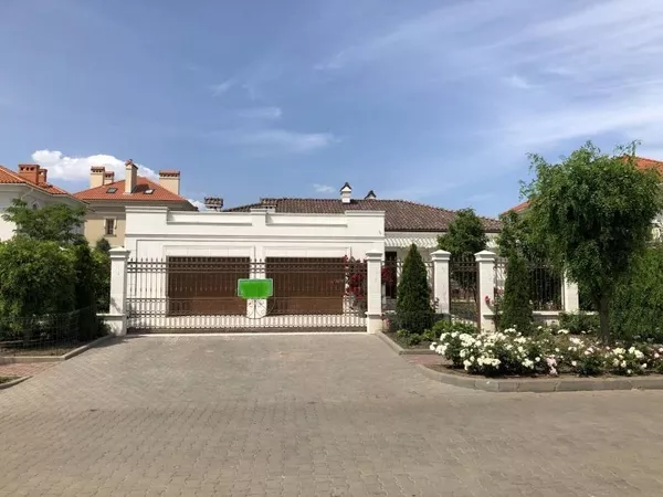 Продается одноэтажный дом с бассейном в Совиньоне,  Одесса 8
