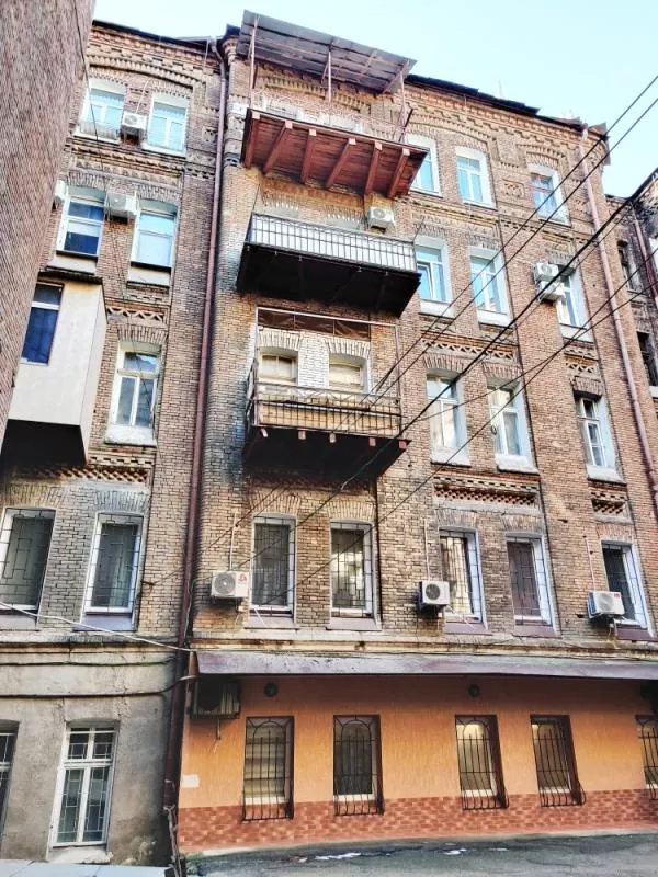 Квартира 200 кв. м в центре Одессы. Дом с историей. 5
