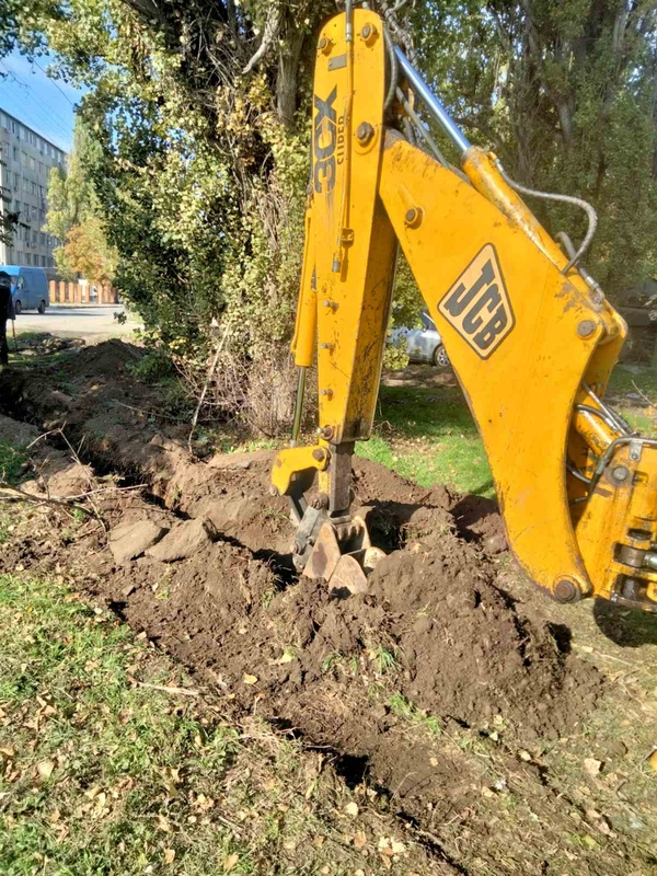 Землянные работы в ручную и спецтехникой Копка Оесса 2