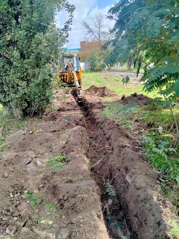 Землянные работы в ручную и спецтехникой Копка Оесса 3