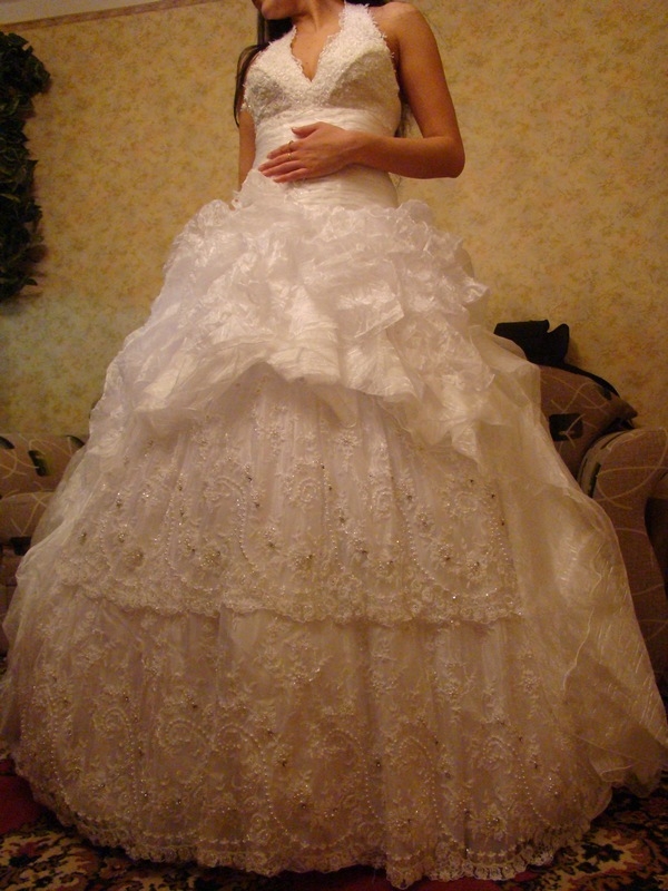 Оригинальное свадебное платье