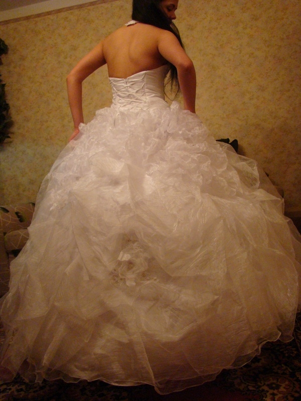 Оригинальное свадебное платье 2